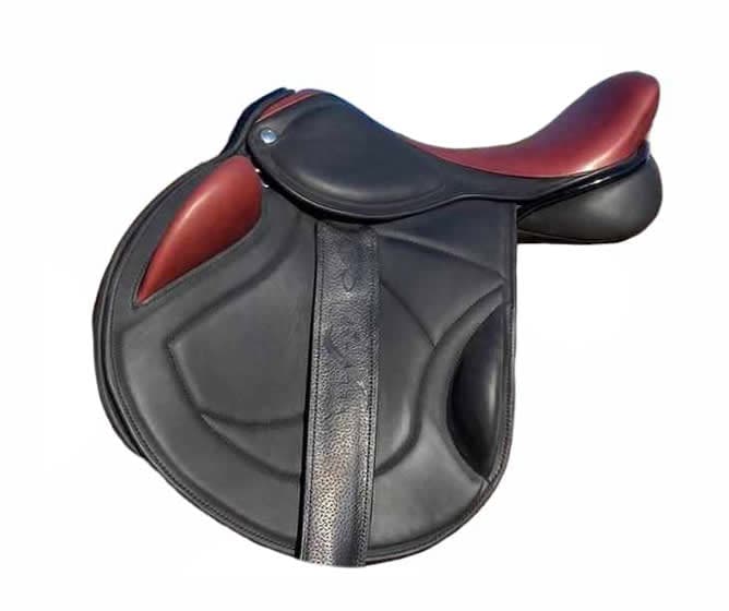Peerless jump saddle Helena two-toned